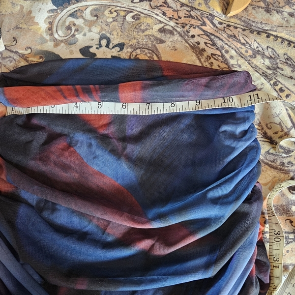 ZARA Ruched pencil skirt blue & red lined mesh NWOT Size S 044 - Picture 8 of 9